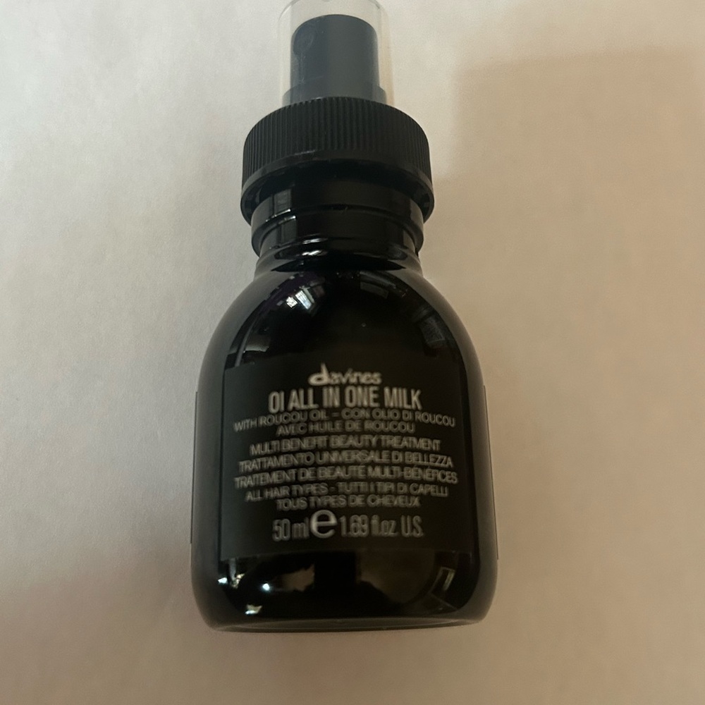 Davines OI - All In One Milk Hair Treatment - NWT - Picture 2 of 3